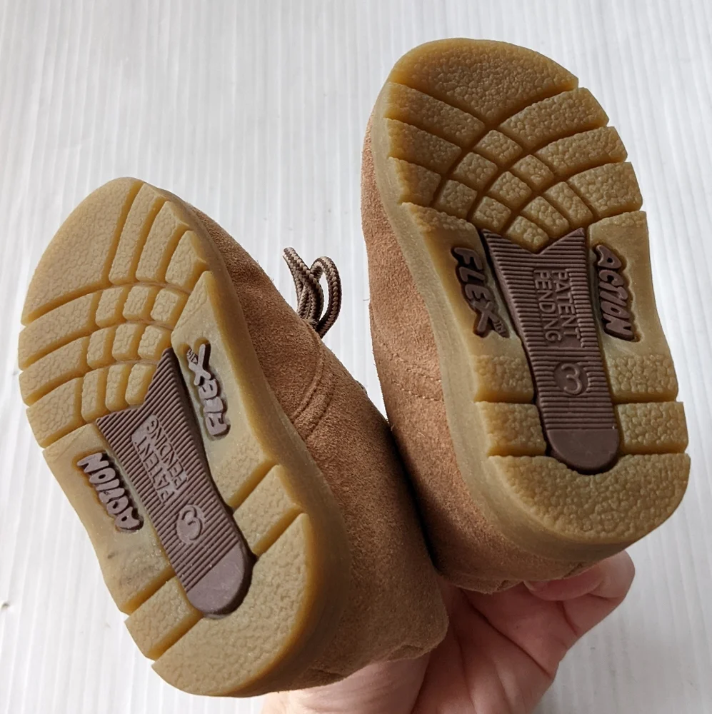 McKIDS Vintage tan suede leather lace-up toddler walker shoes